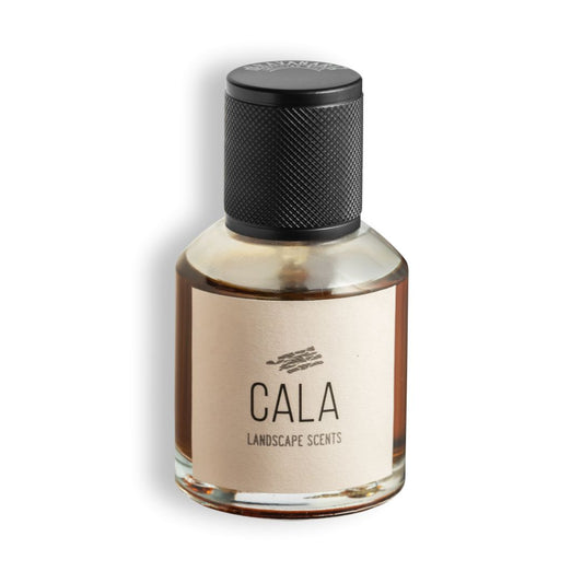 Perfume natural Bravanariz Cala en frasco de 50 ml, fragancia fresca y marina del Mediterráneo.