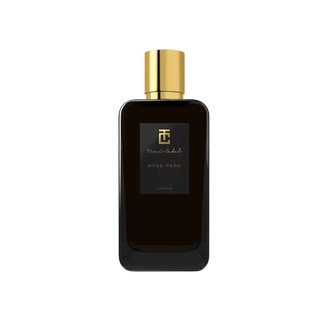 Perfume Toni Cabal Hyde Park Parfum en frasco negro elegante con tapón dorado y diseño minimalista.